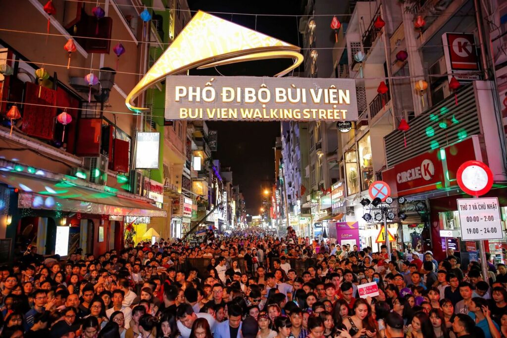 Saigon Vietnam bui vien walking street