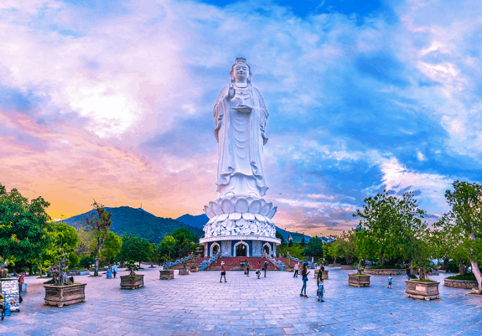Vietnam Centrale Hoi An Da Nang e Hue lady buddha viaggi e vacanze in asia